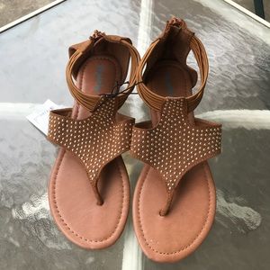 Sandals Just be Size 6